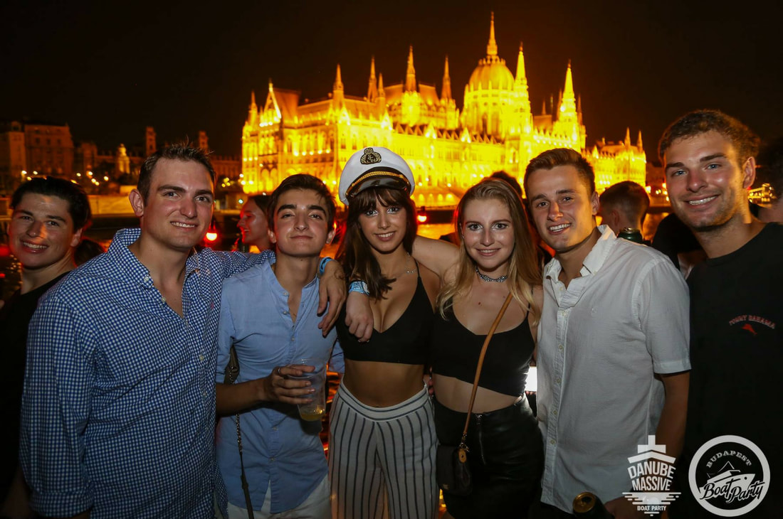 Budapest-boat-party