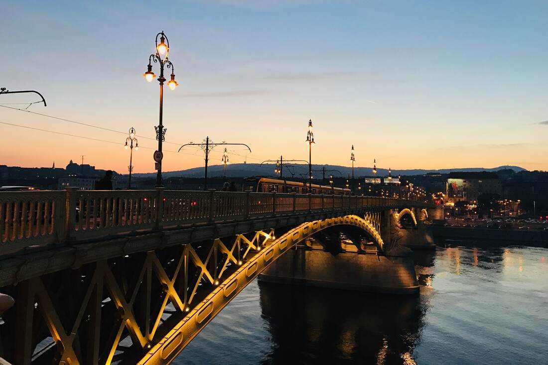 Budapest-bridges-private-tours