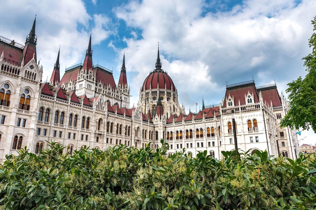 Parliament-Budapest-walking-tours