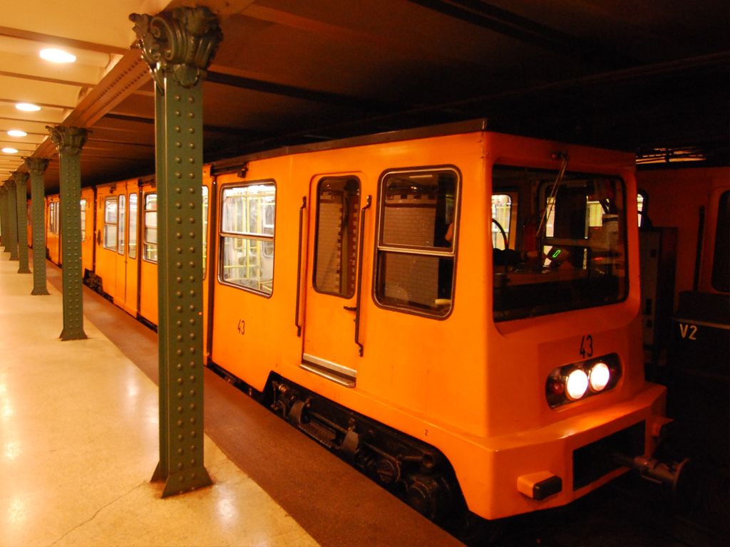 underground-Budapest-metro